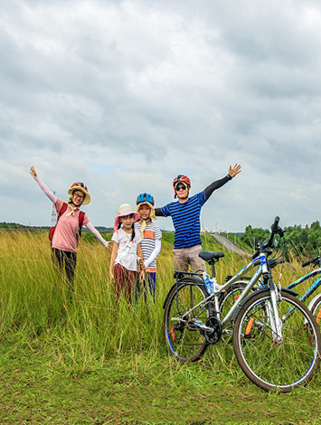cycling-to-thay-pagoda-and-ba-vi-national-park