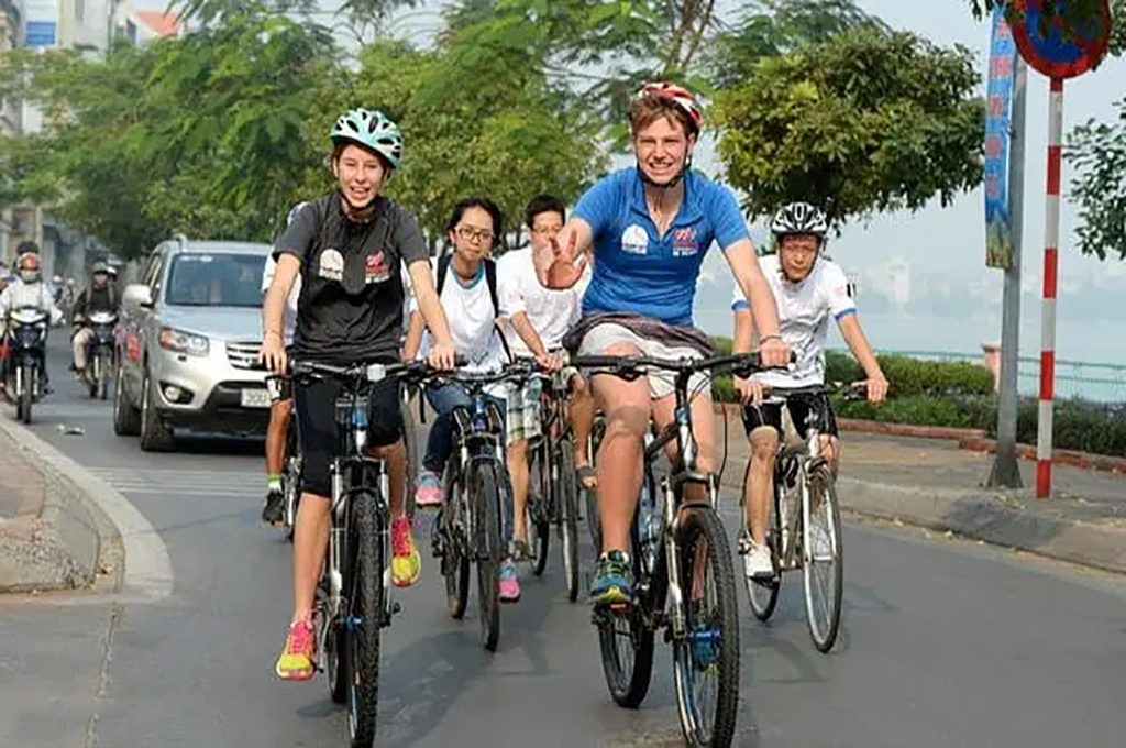 three-popular-cycling-spots-in-hanoi