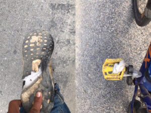 At the end of the journey, Danh's shoes were worn out and his bike kept breaking down