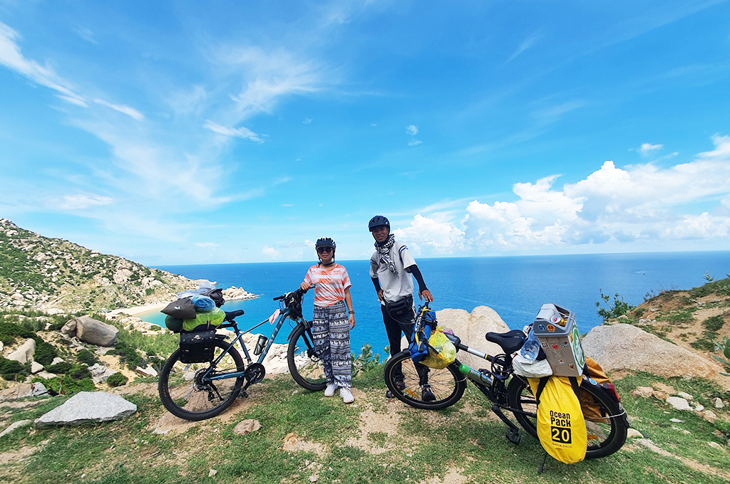 Bicycle Travel and 5 Helpful Tips for You