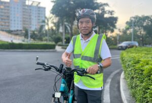 5 years cycling to work in Ho Chi Minh City: gains and losses