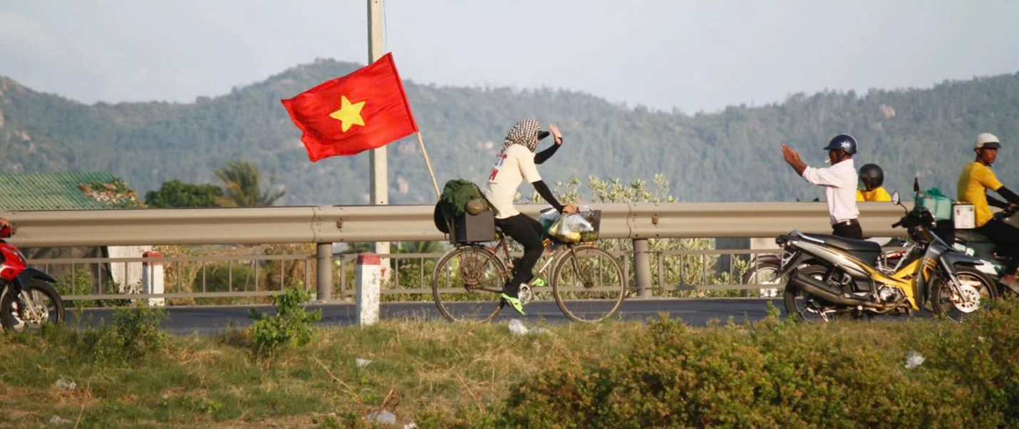 Some tourist destinations in Hanoi by bicycle in 2025
