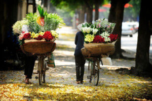 Some tourist destinations in Hanoi by bicycle in 2025