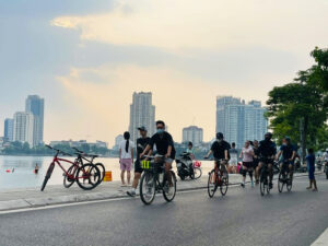 Cycling in West Lake