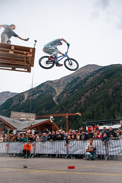 20-Year-Old Makes Guinness History with Epic Bike Jump